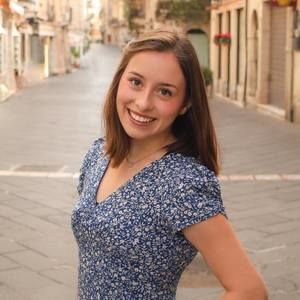 Meet your Posher, Amanda